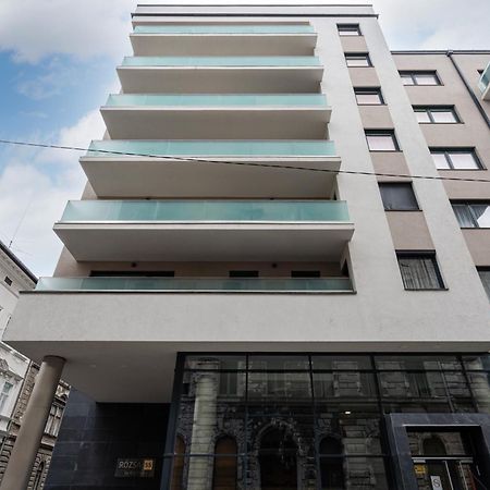 Blooming Budapest Apartment With Free Underground Parking Extérieur photo